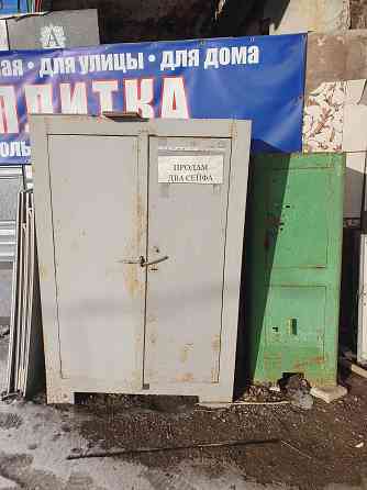 Продам 2 сейфа Донецк