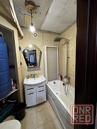 Продается 3-х комнатная квартира в Харцызске, м-он Металлургов Харцызск - изображение 4