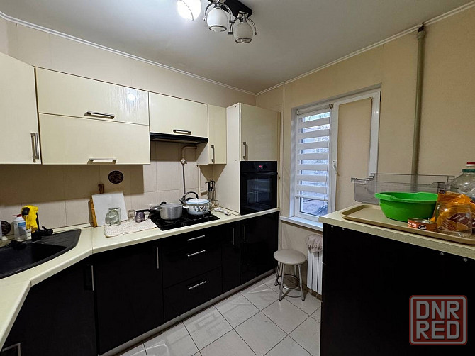 Продается 3-х комнатная квартира в Харцызске, м-он Металлургов Харцызск - изображение 1