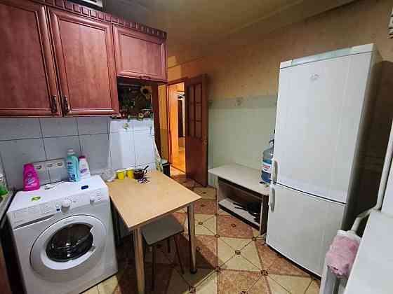 сдам 2х комн. кварт. в калин.. р-не, бул.шевченко, калинин. рынок.отличная. Донецк