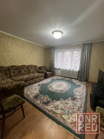Продажа 2 комн. квартиры, м-н Солнечный Макеевка - изображение 1