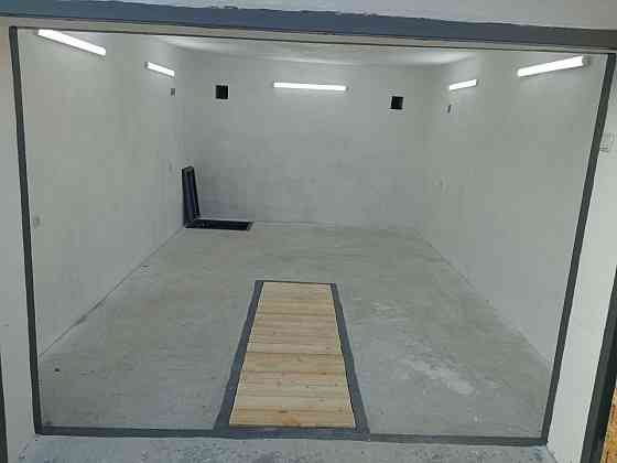 гараж в агк «светофор» (ориентир 5-й участок) Донецк