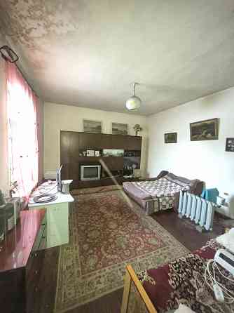 Продам квартиру на земле в центре города Макеевка