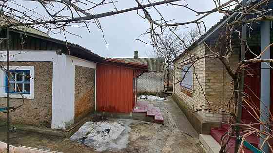 Два дома на участке 28 соток Донецк