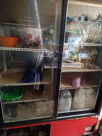 Продам витрину и холодильник б/у Донецк