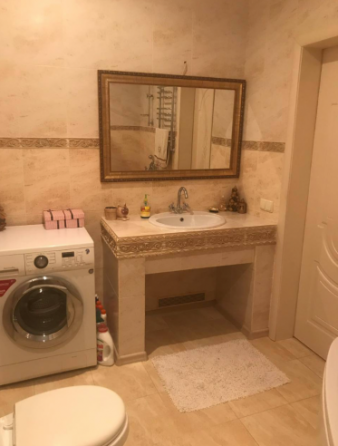 Сдам 3-к квартиру в Центре Макеевка