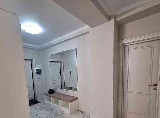 Сдаю двухкомнатную квартиру 60.0 м² этаж 1/9 город Донецк, Ленинский район, ОЦКб Донецк