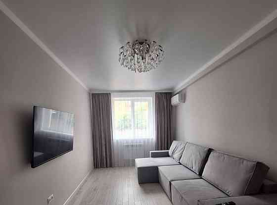 Сдаю двухкомнатную квартиру 60.0 м² этаж 1/9 город Донецк, Ленинский район, ОЦКб Донецк