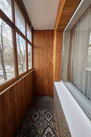 Продается трехкомнатная квартира на Левом берегу Мариуполь