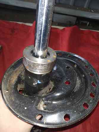 Амортизаторы задние (обслуживаемые) Toyota camry ASV50 2012-2017 Донецк