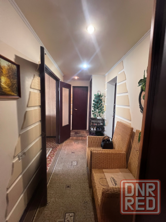 Продажа 2 комн. квартиры, м-н Солнечный Макеевка - изображение 4