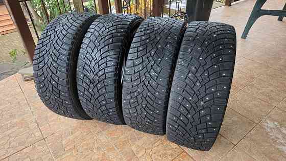Продаю зимние шипованные шины Pirelli Scorpion Ice Zero 2, 255/55 R20 110H Докучаевск