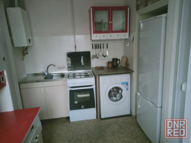 Сдам 3 комнатный дом Ленинский исполком Донецк - изображение 1