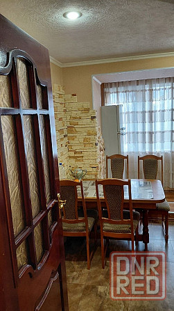 Продам отличную 3-ю квартиру с полным ремонтом в самом центре городе Макеевка - изображение 1