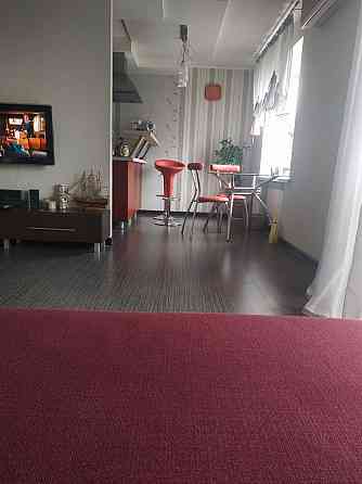 Продажа крупногабаритной трехкомнатной квартиры в Кировском районе, ул.Петровского Донецк