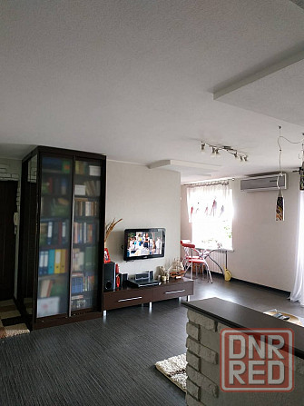 Продажа крупногабаритной трехкомнатной квартиры в Кировском районе, ул.Петровского Донецк - изображение 3