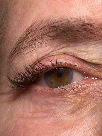 Наращивание ресниц модель Донецк