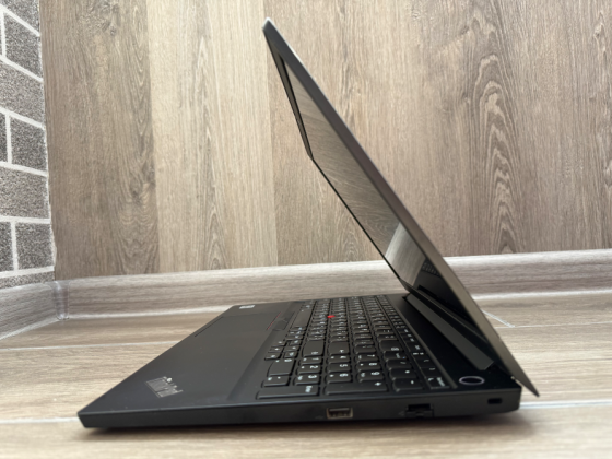 Ноутбук Lenovo ThinkPad E15 Донецк