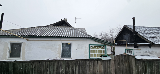 Продаётся дом 4 ком.г.Макеевка пос.Ханженково(ориентир 80-я школа) Макеевка
