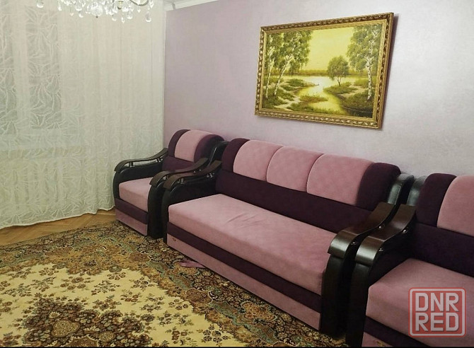 Сдаётся уютная трёхкомнатная квартира, район Ильичёвский в городе Мариуполь. Мариуполь - изображение 1