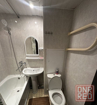 Сдаётся однокомнатная Калининском районе, рядом с Калининским рынком Донецк - изображение 3