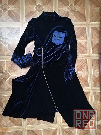 Продам бархатное платье оригинального фасон р. 48 Донецк - изображение 1