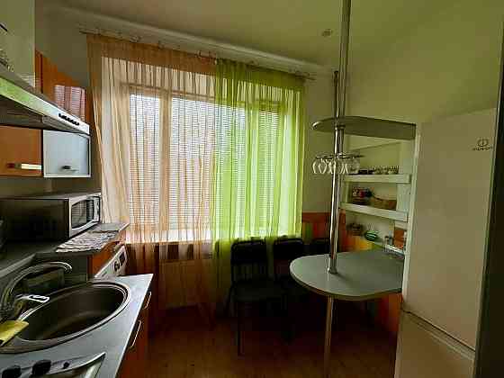 Сдается большая 3- комнатная квартира, Киевский район, ориентир Донецк Сити Донецк