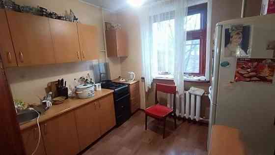 Продаю 1-комнатную квартиру в Калининском районе, бул. Шахтостроителей Донецк