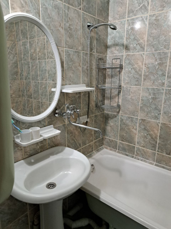 Сдам 1к квартиру по бул.Шахтостроителей в Калининском р-не, г. Донецк Донецк