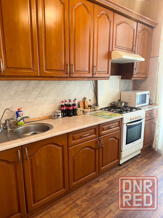 Продам 4 комнатную крупногабаритную сталинку в самом центре Ворошиловского района Донецк - изображение 2