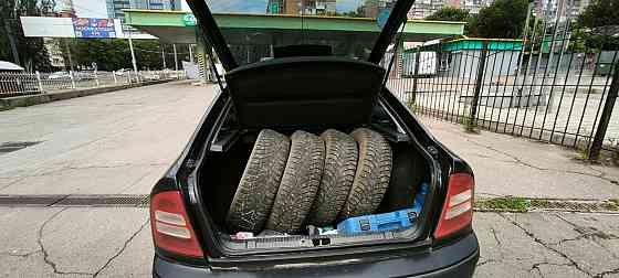 Шкода Октавия Тур 1.4 бензин механика 2008 год Донецк