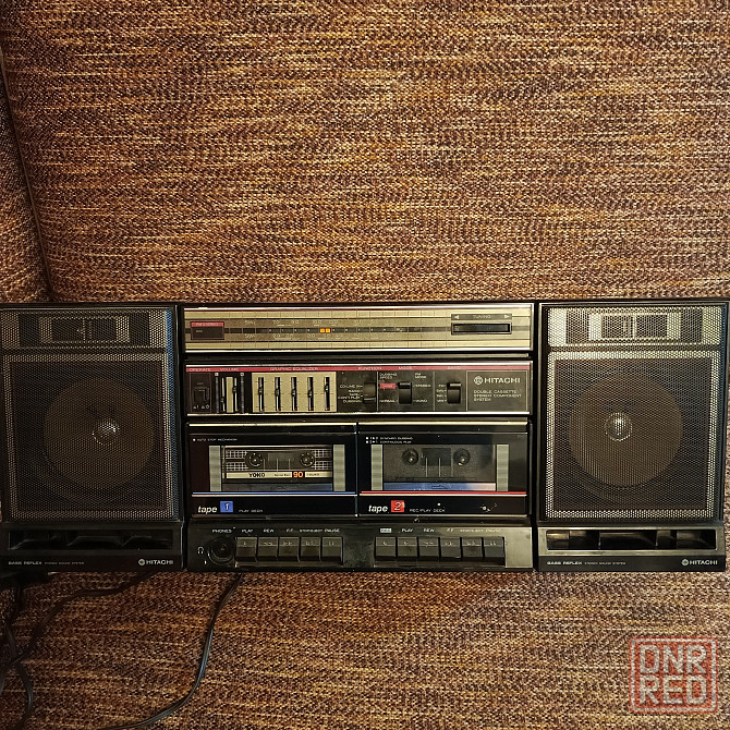 Винтажная магнитола Hitachi TRK-540W Горловка - изображение 3