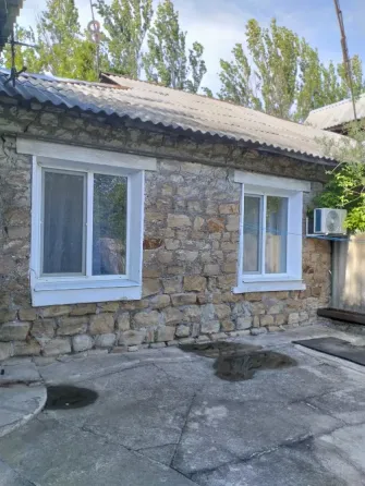 Продам квартиру Макеевка Гвардейка Центр 2-х комн. на земле Макеевка