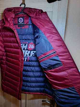 Продается демисезонная куртка Донецк