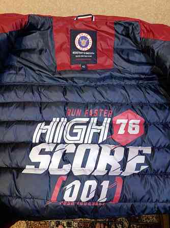 Продается демисезонная куртка Донецк