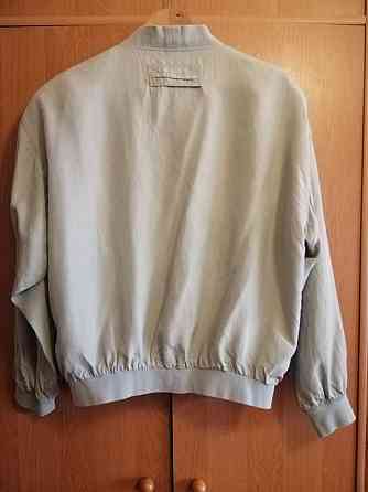 Продам куртку ветровки р. 52 Донецк