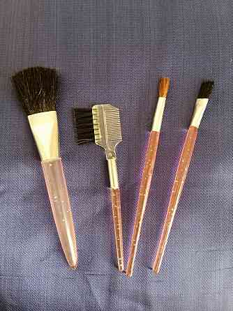 Продам кисточки для макияжа Донецк