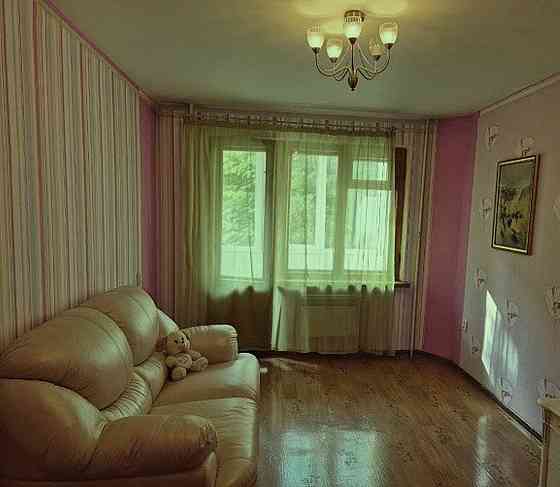 Продам 3-ком.кв. на Школьном, 2 этаж Донецк