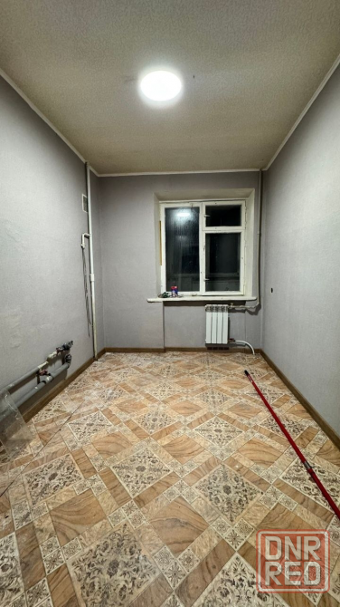 Продажа 2-комнатной квартиры 9/12, в самом сердце Макеевки, ул. Горбачева, ориентир Детский мир Макеевка - изображение 3