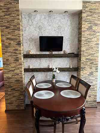 Продам 3 ком.кв 140 м2 в двух уровнях, центр, Донбасс Арена, гостиница Шахтер Донецк