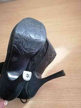 Продам ботильоны полусапожки р. 37 Донецк