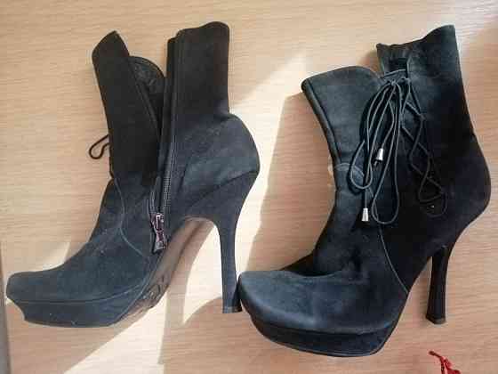 Продам ботильоны полусапожки р. 37 Донецк