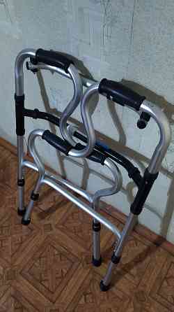 Шагающие ходунки с двух-уровневыми упорами. Донецк