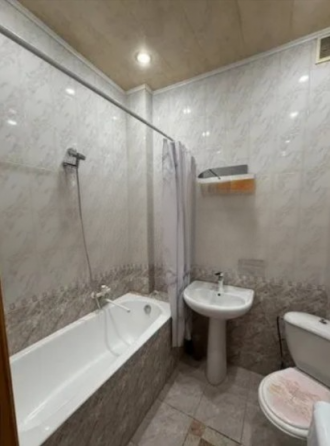 2к.кв. в самом центре донецка гринкевича, драмтеатр Донецк