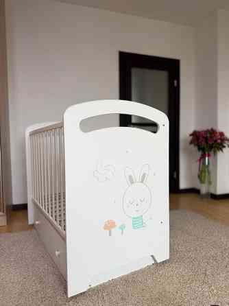 Продам манеж кроватку для ребенка от 0 до 4х Донецк