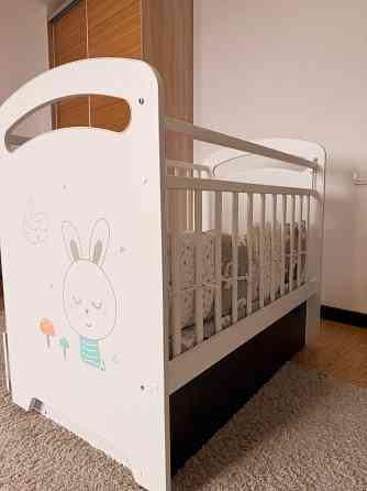 Продам манеж кроватку для ребенка от 0 до 4х Донецк