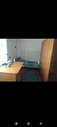 продам 2 к.кв. калининский р. шевченко-марии ульяновой 3200 мил р. док. готовы. Донецк