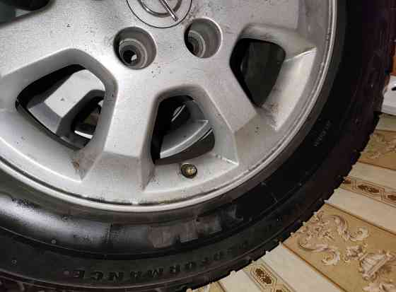 Продам шины с дисками 195/65 R 15 Донецк