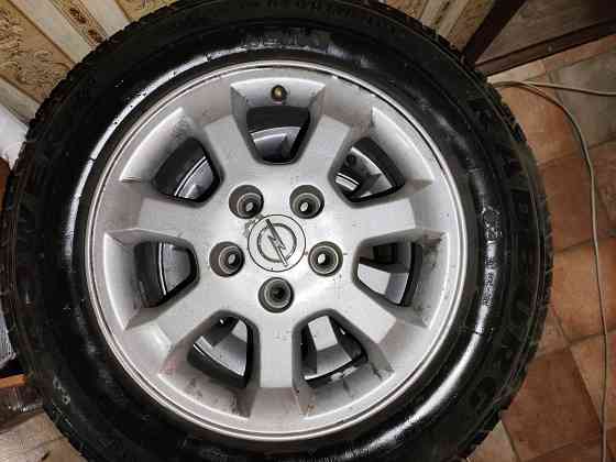 Продам шины с дисками 195/65 R 15 Донецк