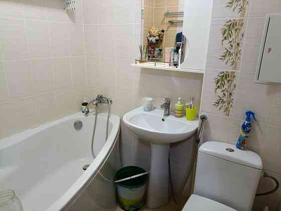 Продажа 2- х комнатной квартиры с ремонтом в Калин. районе г. Донецка ( Детск. Област.больн). Донецк